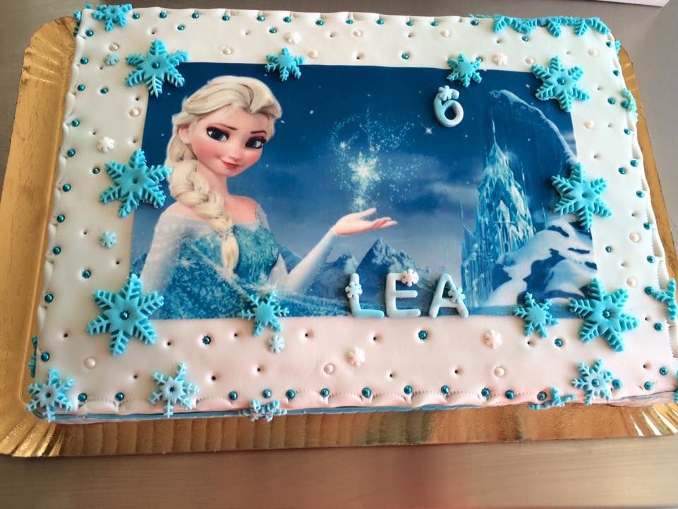 Gâteau Reine des neiges - Cake design, Pâte à sucre - Les Délices de Mary