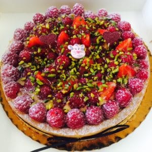 Tarte fraise framboise noisette