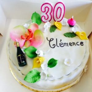 Gâteau chic fleurs